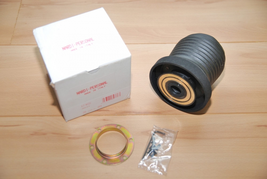 Nardi Lenkrad Nabe 2804 für Mercedes / W123 / W124 - 124 C - 124 T W126 - 126 C - W129 - W140 - W201- 4 MATIC